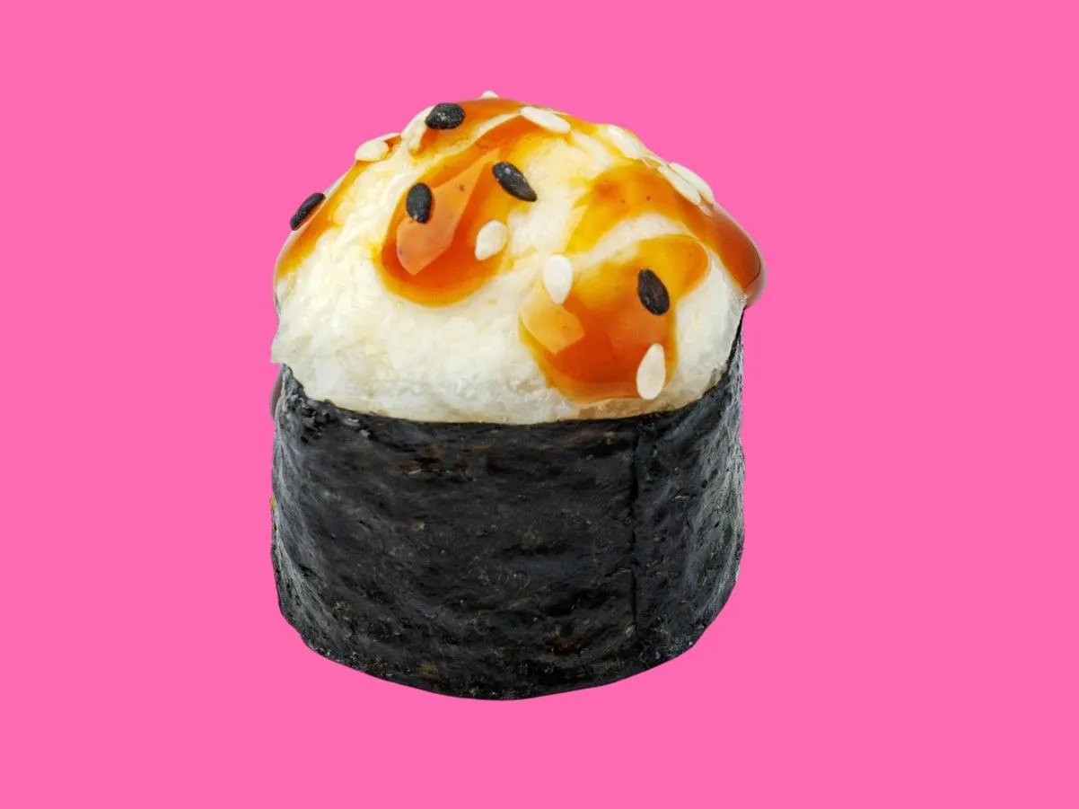  Малышка с курицей